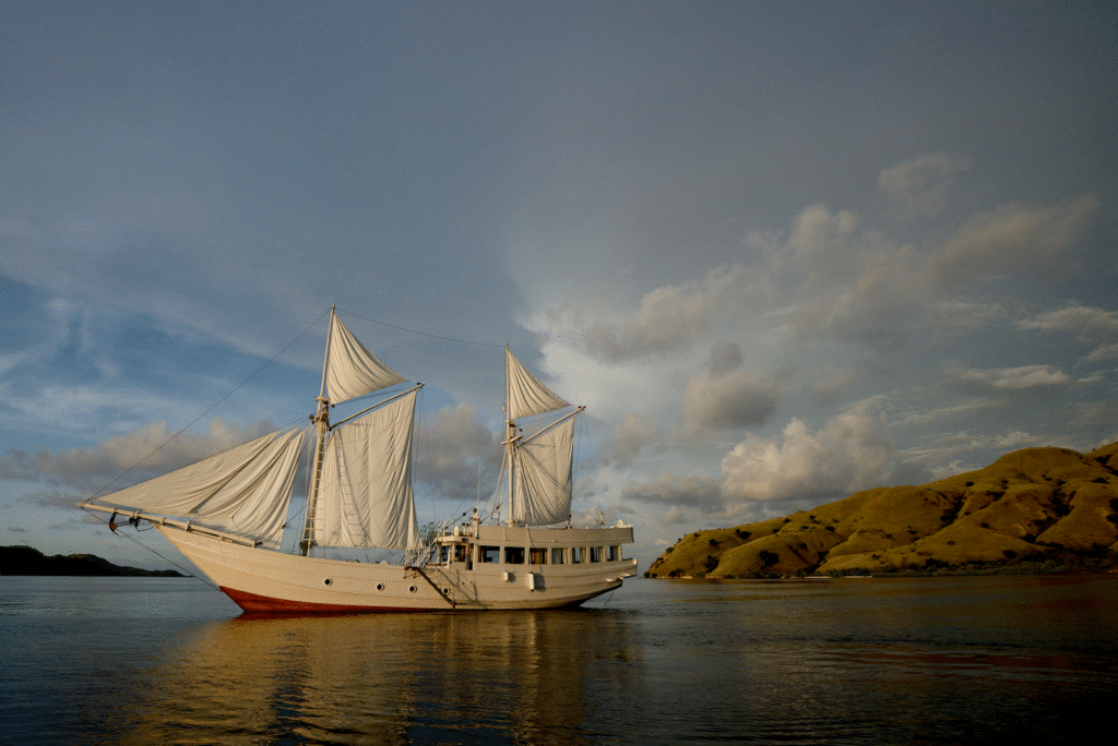 Luxury Yacht: ALEXA Private Cruises in Indonesia